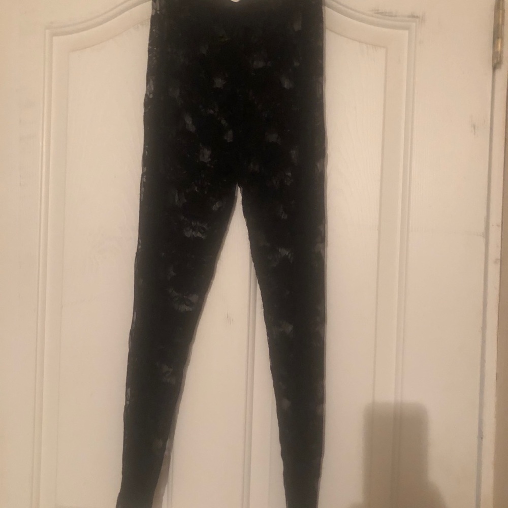 Lace leggings